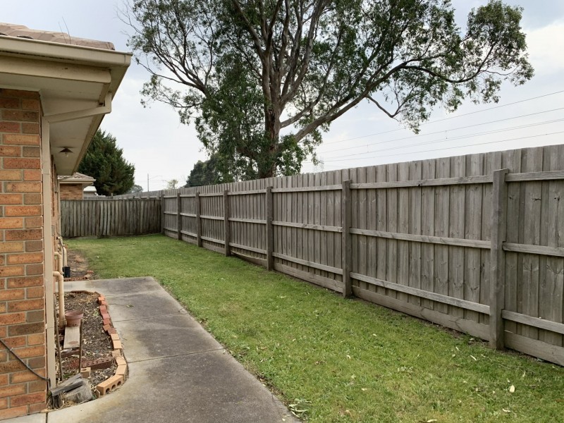 2/33 Rouse Street, Cranbourne VIC 3977