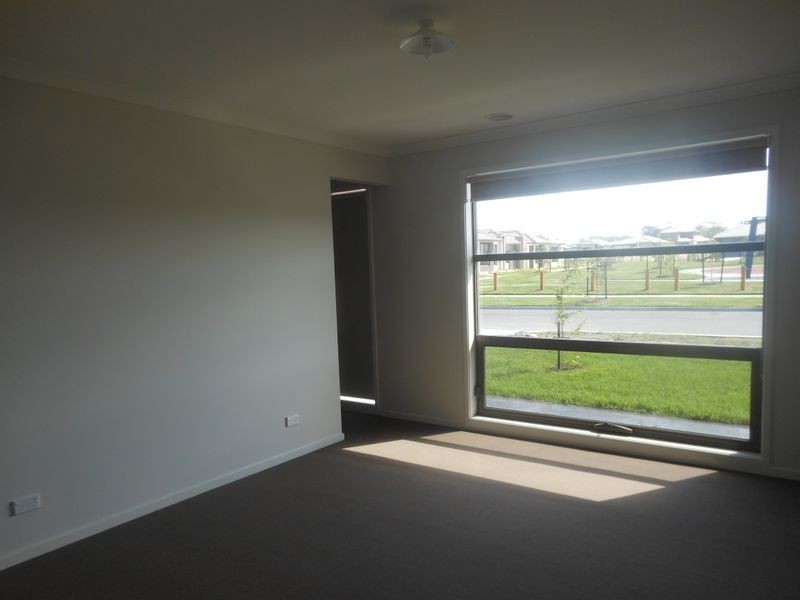 21 Rannoch Street, Cranbourne VIC 3977