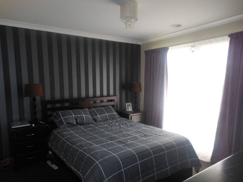 17 Pyrenees Road, Clyde VIC 3978