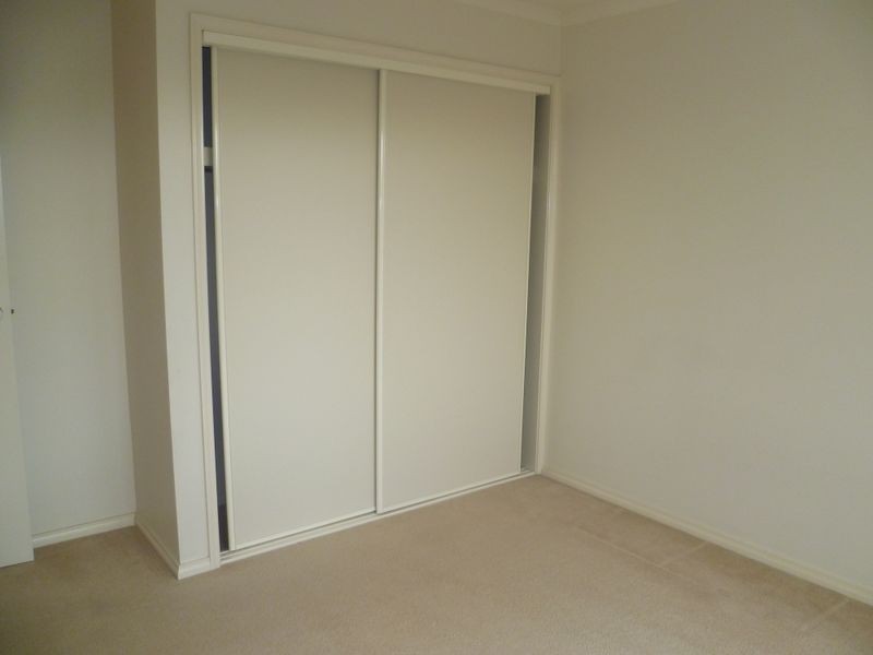 17 Gowrie Place, Cranbourne VIC 3977