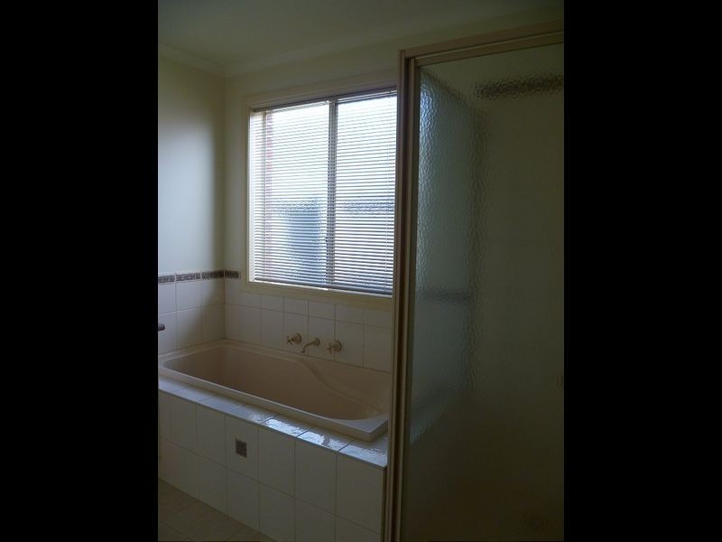 11 Formby Place, Cranbourne VIC 3977