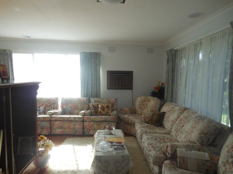 36 Chomley Street, Cranbourne VIC 3977