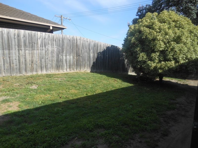 22 Dunbar Avenue, Cranbourne VIC 3977