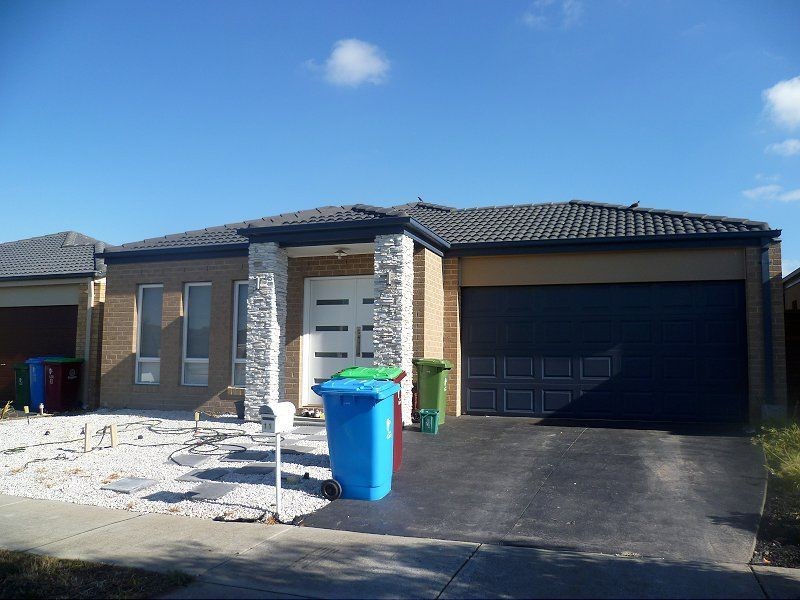 11 Aldous Place, Cranbourne VIC 3977
