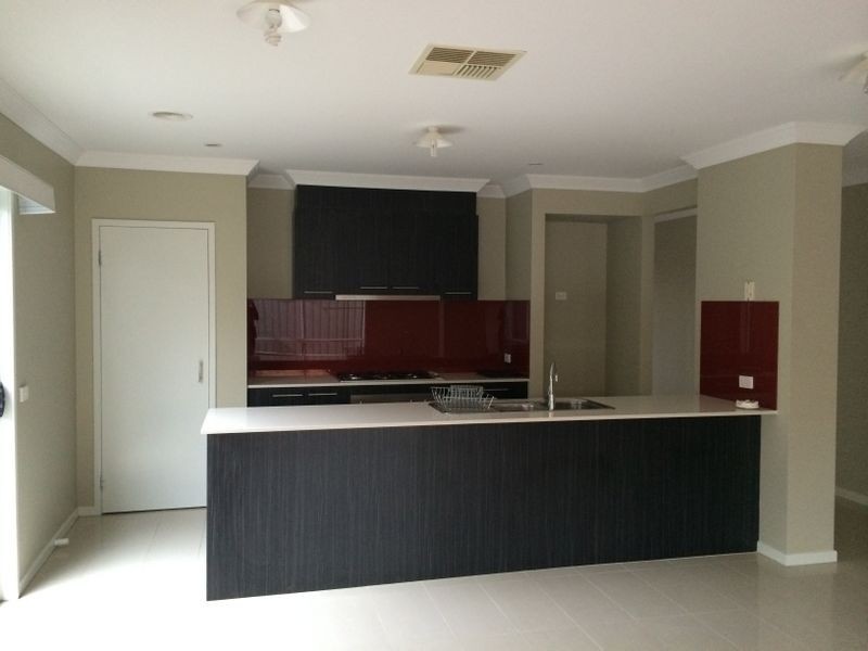 11 Aldous Place, Cranbourne VIC 3977