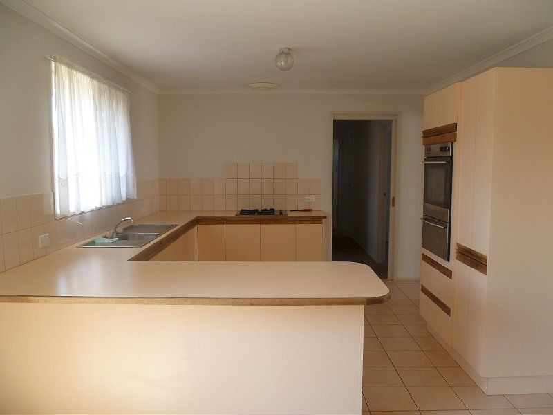 7/4 Blueberry Close, Cranbourne VIC 3977