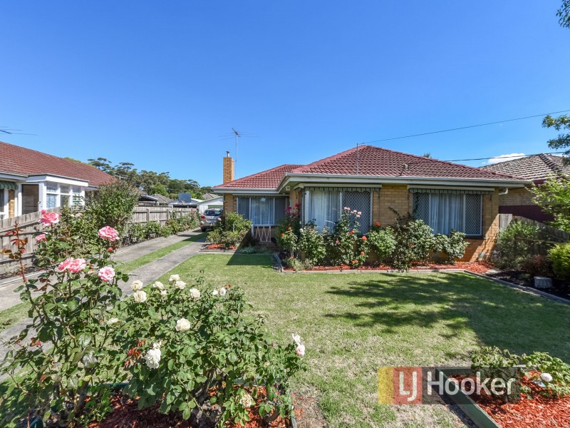34 Campbell Parade, Cranbourne VIC 3977