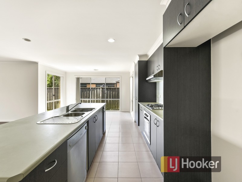 10 Aspendale Place, Lyndhurst VIC 3975