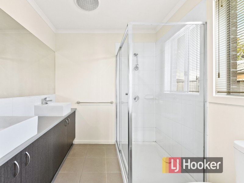 10 Aspendale Place, Lyndhurst VIC 3975