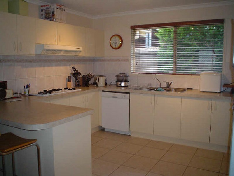 1 Montrose Way, Cranbourne VIC 3977