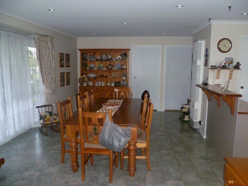 1 Strafford Avenue, Cranbourne VIC 3977