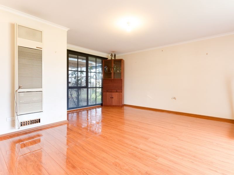 1 Rose Lane, Cranbourne VIC 3977