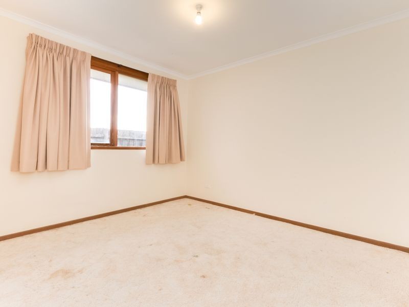 1 Rose Lane, Cranbourne VIC 3977