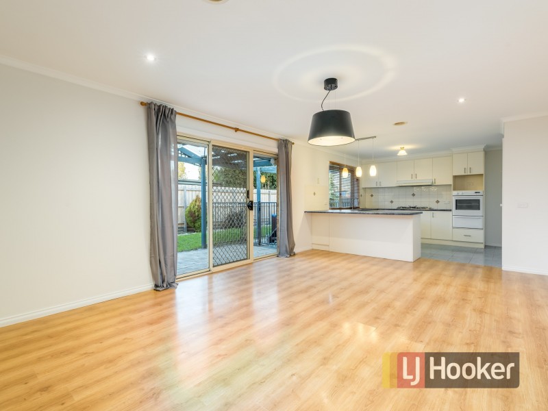 1 Trafalgar Way, Cranbourne East VIC 3977