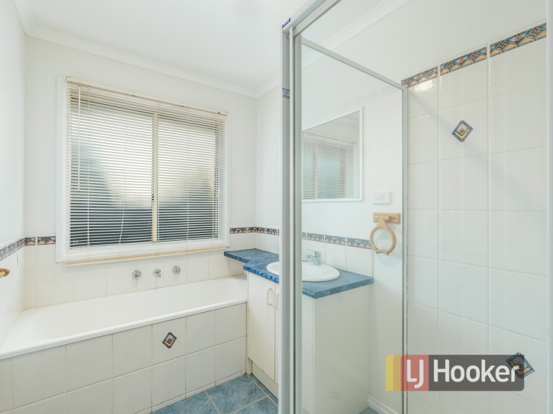 1 Trafalgar Way, Cranbourne East VIC 3977