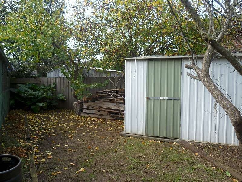 151 Lawless Drive, Cranbourne VIC 3977