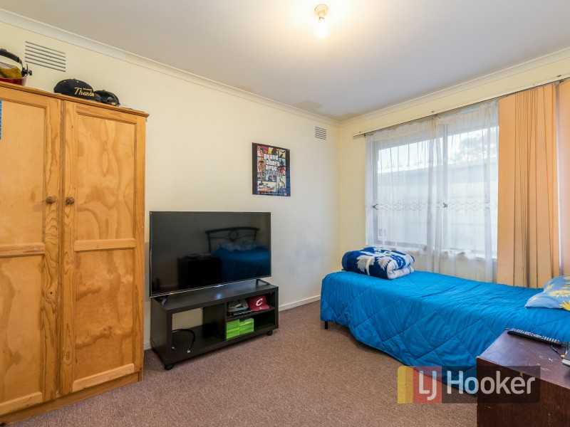 16 Glenwood Court, Cranbourne VIC 3977