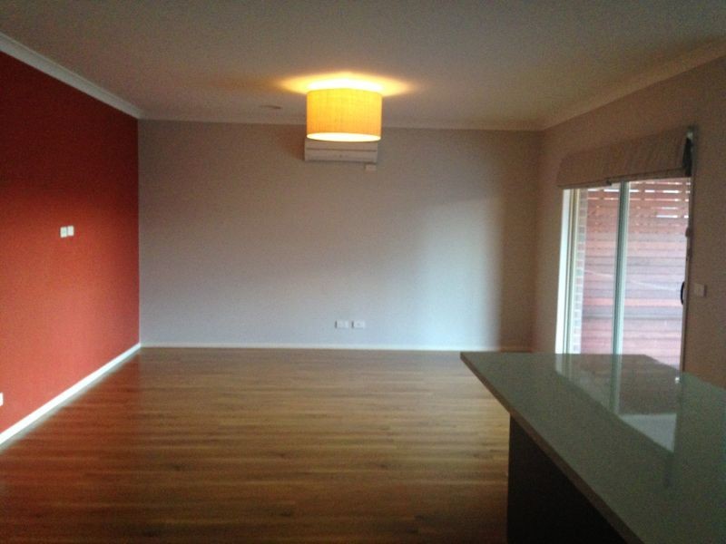 16 Sabel Drive, Cranbourne VIC 3977