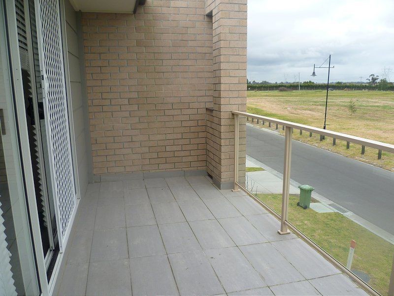 52 Aleppo Place, Cranbourne VIC 3977