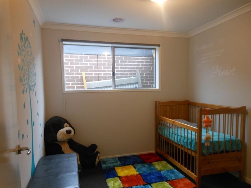 3 Calabrese Circuit, Cranbourne VIC 3977