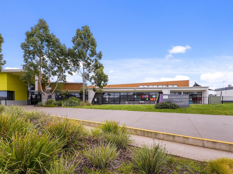 26 Silky Oak Drive, Cranbourne VIC 3977