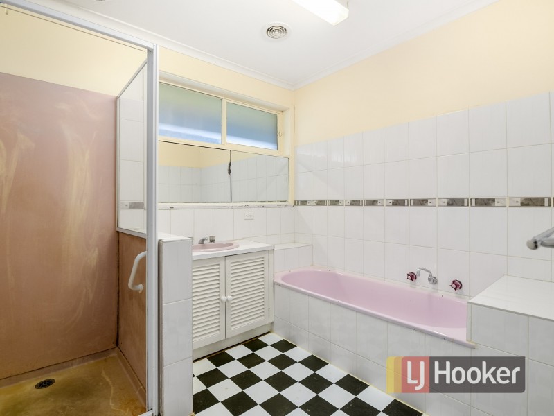 32 Clarendon Street, Cranbourne VIC 3977