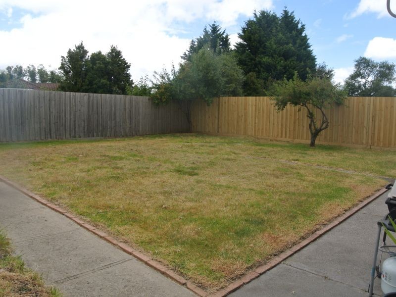 26 Josephine Avenue, Cranbourne VIC 3977