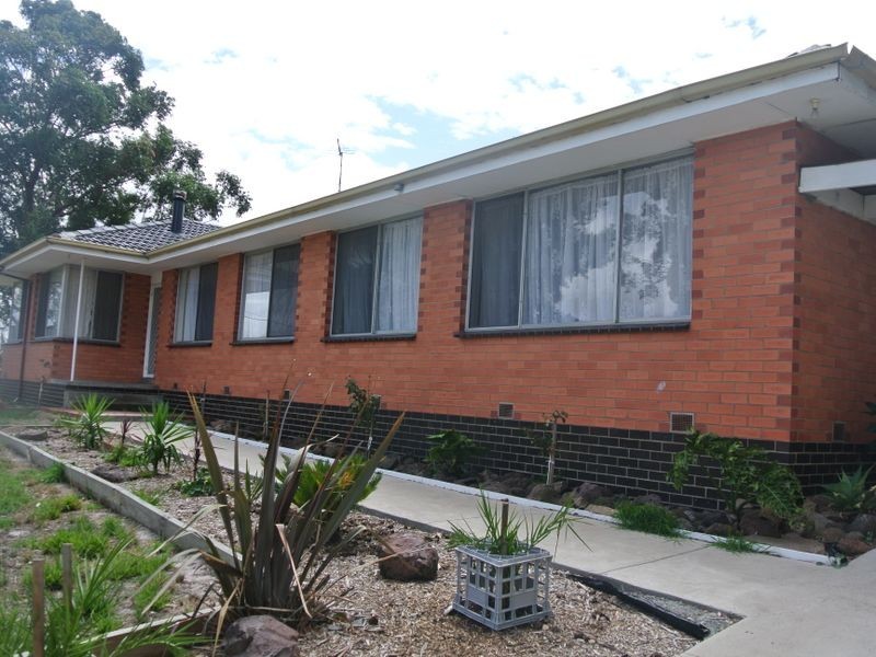 33 Meadow Road, Devon Meadows VIC 3977