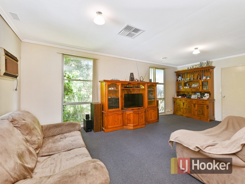 14 Valerie Drive, Cranbourne VIC 3977