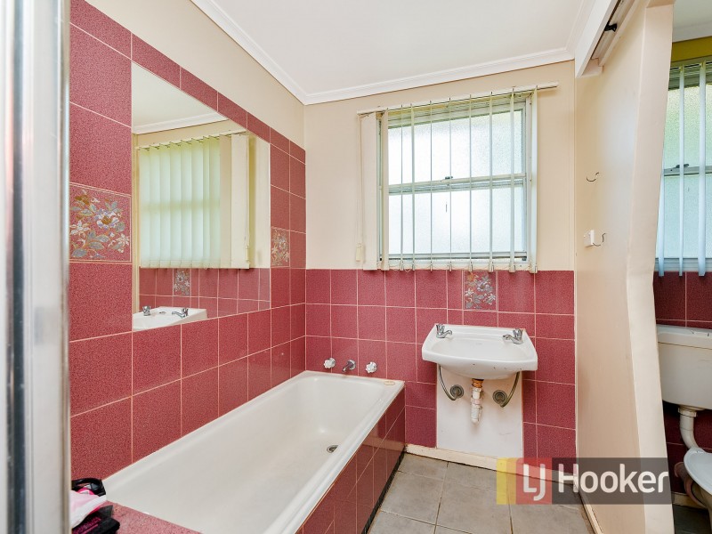 14 Valerie Drive, Cranbourne VIC 3977