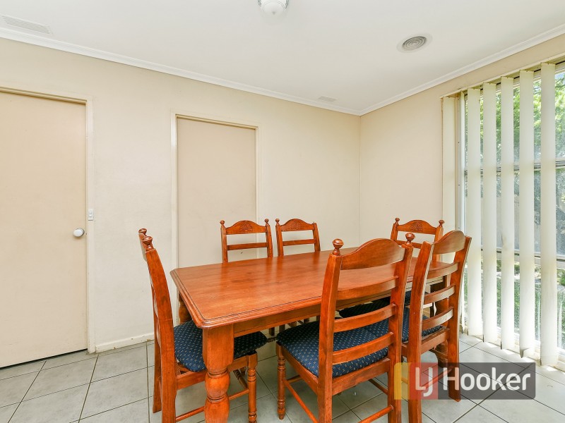 14 Valerie Drive, Cranbourne VIC 3977