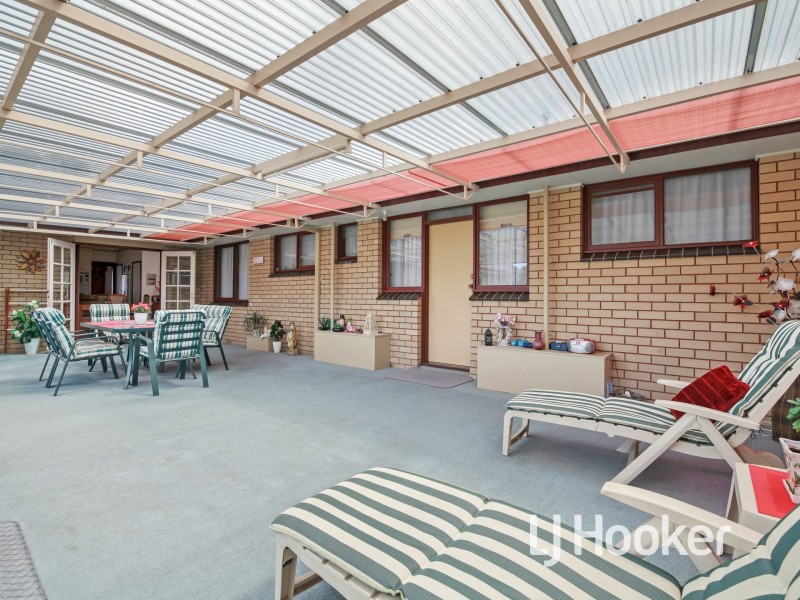 24-26 Lyall Street, Cranbourne VIC 3977