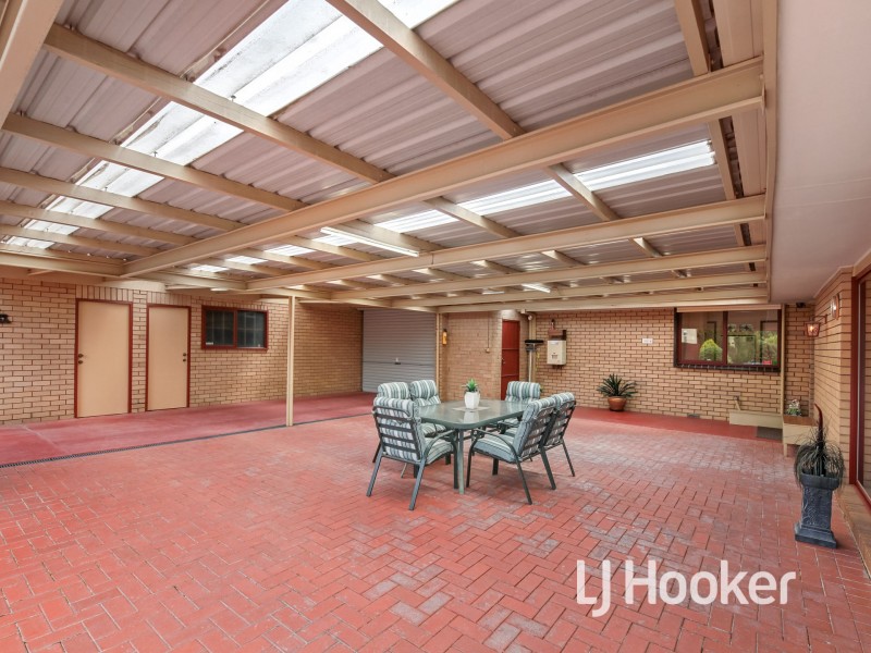24-26 Lyall Street, Cranbourne VIC 3977