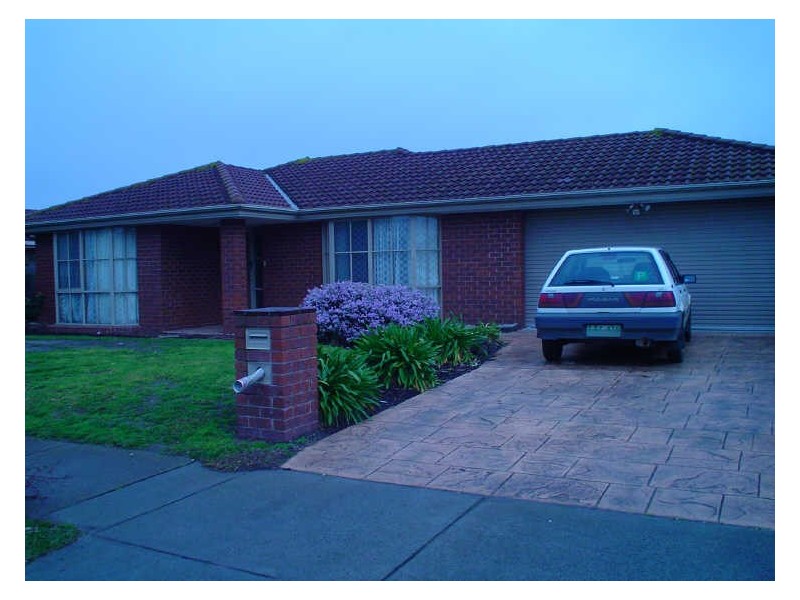 5 Eliza Street (Formerly Conway), Cranbourne North VIC 3977