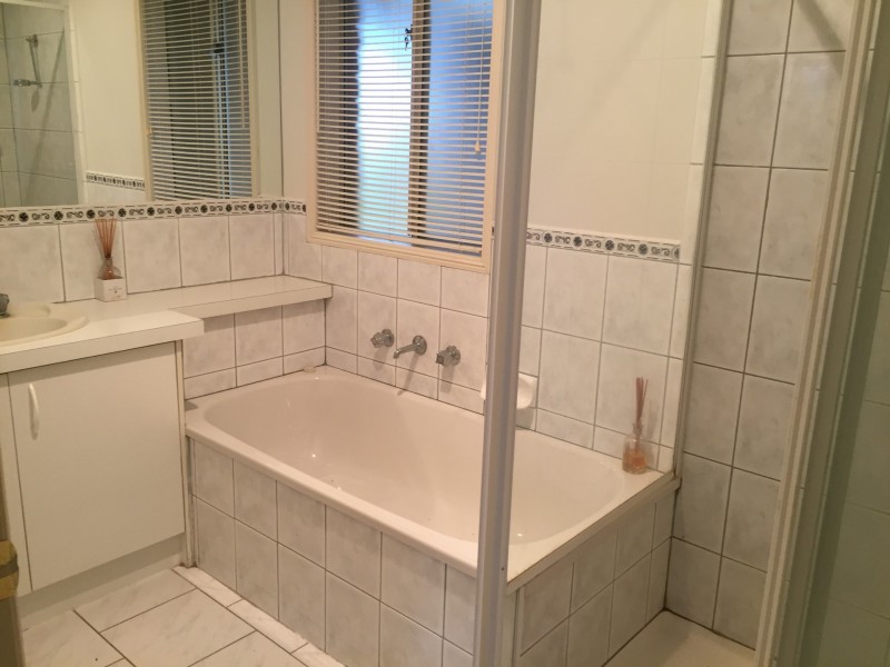 1 Montrose Way, Cranbourne VIC 3977