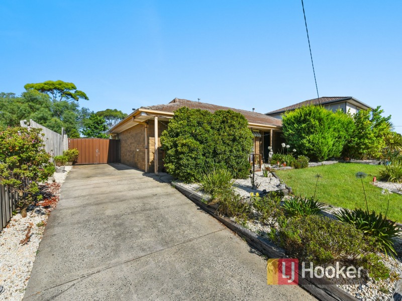 42 Monahans Road, Cranbourne VIC 3977