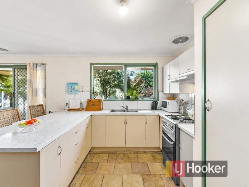 42 Monahans Road, Cranbourne VIC 3977