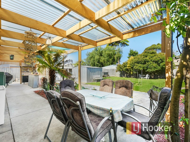 42 Monahans Road, Cranbourne VIC 3977