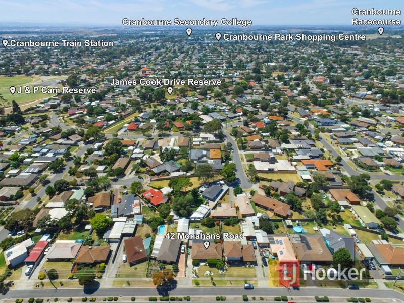 42 Monahans Road, Cranbourne VIC 3977