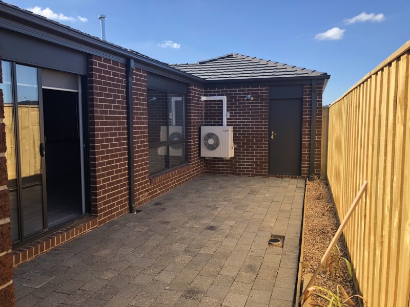 276 Rix Road, Officer VIC 3809