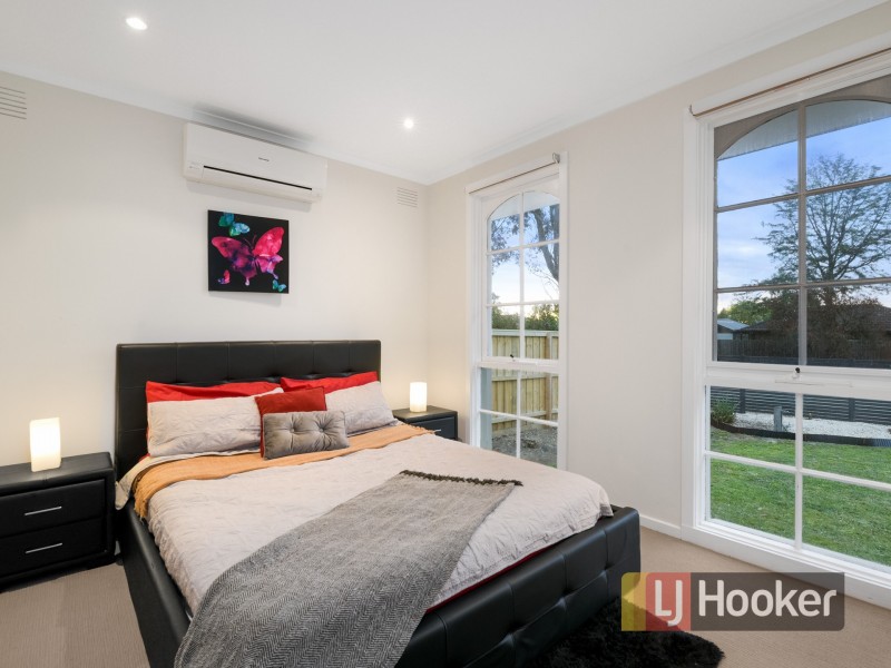 8 Yarrow Court, Berwick VIC 3806