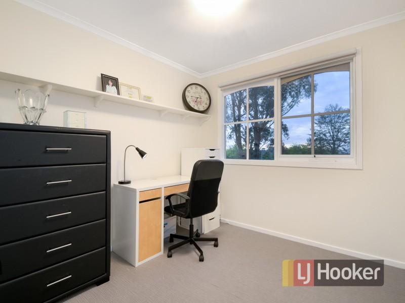 8 Yarrow Court, Berwick VIC 3806