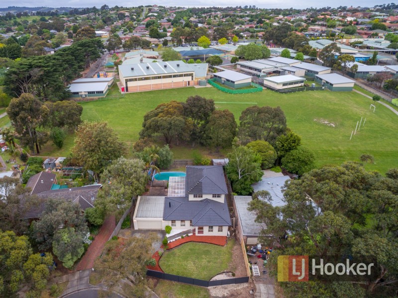 8 Yarrow Court, Berwick VIC 3806