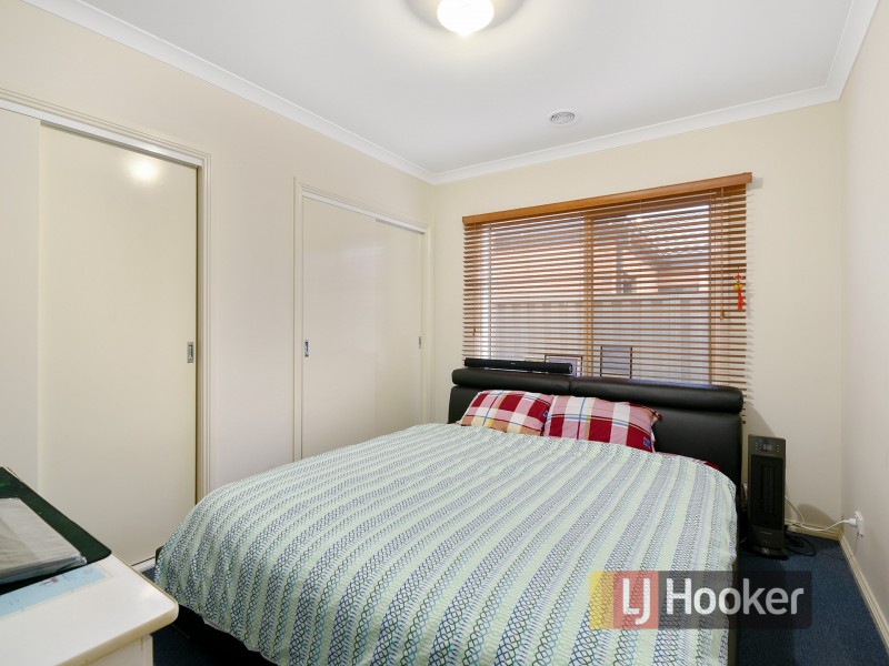 294 Casey Fields Boulevard, Cranbourne East VIC 3977