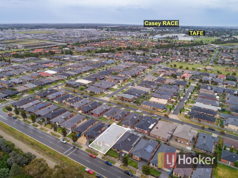 294 Casey Fields Boulevard, Cranbourne East VIC 3977