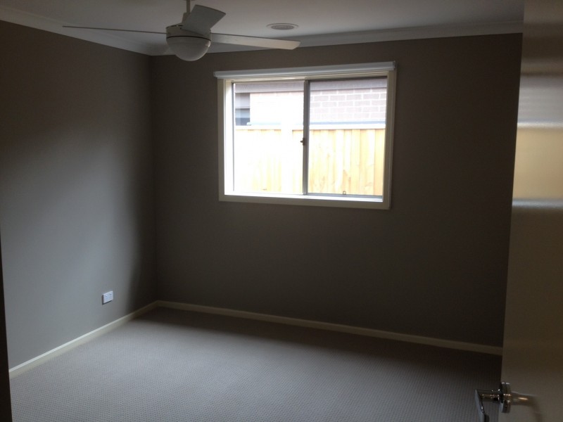 21 Lotus Street, Pakenham VIC 3810