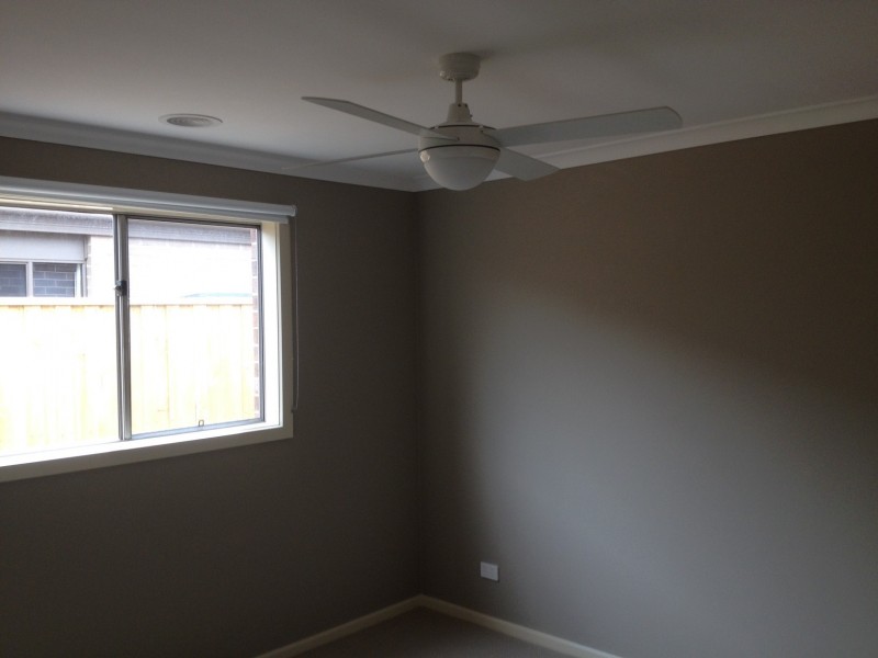 21 Lotus Street, Pakenham VIC 3810