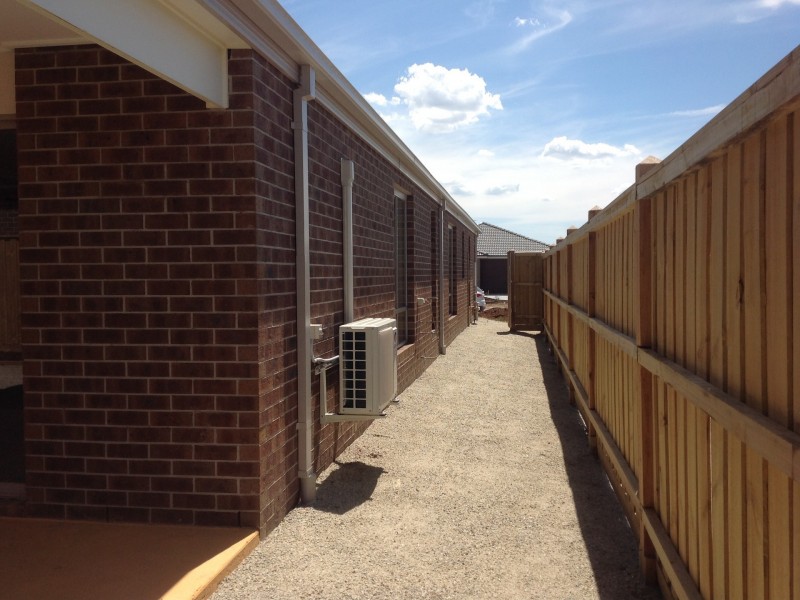 21 Lotus Street, Pakenham VIC 3810