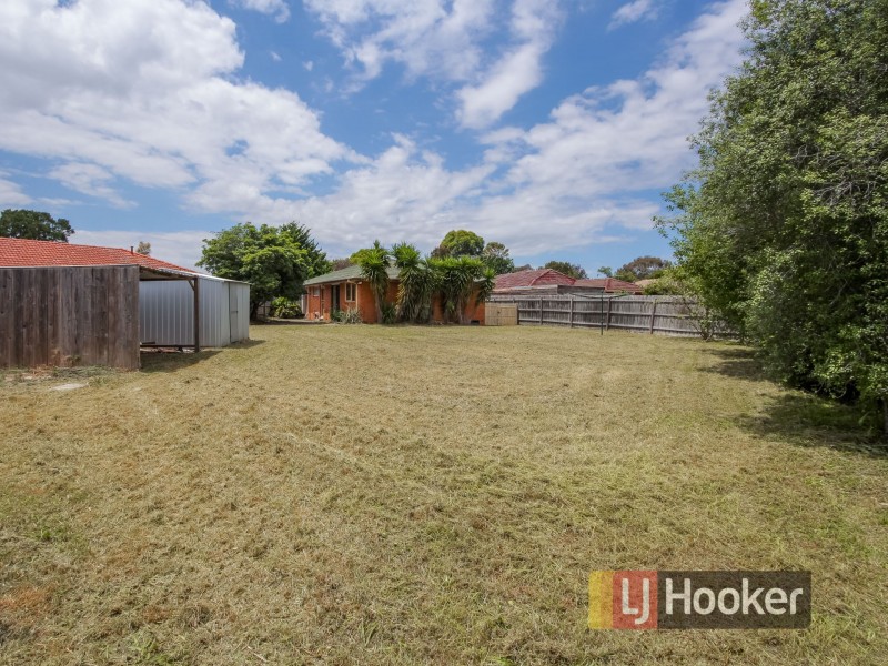 9 Ellery Court, Cranbourne North VIC 3977