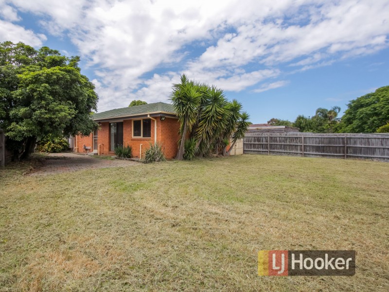 9 Ellery Court, Cranbourne North VIC 3977